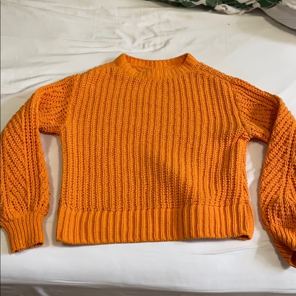 H&M Sweaters - knit yellow sweater